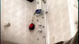 এক ইংলিশ থ্রি সেক্স  ...