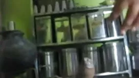 স্বর্ণকেশী সুন্দরি স ...
