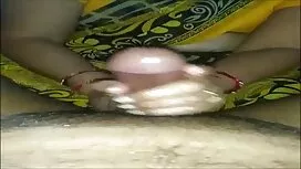 পাশবিক বন্দিদশা ইংলি ...