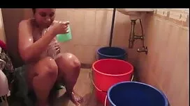 সাহায্যের জন্য খুঁজছ ...