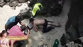 অধিকার, হার্ডকোর, ইং ...