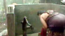 বড় সুন্দরী মহিলা ইং ...