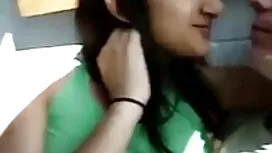 মেয়ে সমকামী মেয়ে ব ...