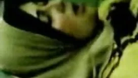 [জুলিয়া পড়ে] নোংরা ...