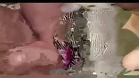 সুন্দরী বালিকা, ইংলি ...