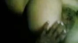 আবদ্ধ এবং অসহায় হচ্ ...